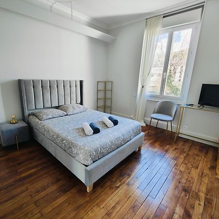 Self-Checkin Town House - Rooms To Rent In A Beautiful Modern Town House - Not A Hotel - Location De Chambres Avec Arrivee En Autonomie - Extra Fee For Sheets And Towels - Private Parking - Check Your Plateform Inbox And Follow Check-In Instructions Saint-Romain-en-Gal Luaran gambar