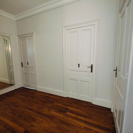 Self-Checkin Town House - Rooms To Rent In A Beautiful Modern Town House - Not A Hotel - Location De Chambres Avec Arrivee En Autonomie - Extra Fee For Sheets And Towels - Private Parking - Check Your Plateform Inbox And Follow Check-In Instructions Saint-Romain-en-Gal Luaran gambar
