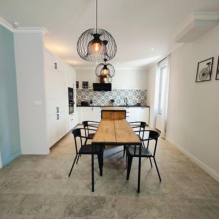 Self-Checkin Town House - Rooms To Rent In A Beautiful Modern Town House - Not A Hotel - Location De Chambres Avec Arrivee En Autonomie - Extra Fee For Sheets And Towels - Private Parking - Check Your Plateform Inbox And Follow Check-In Instructions Saint-Romain-en-Gal Luaran gambar