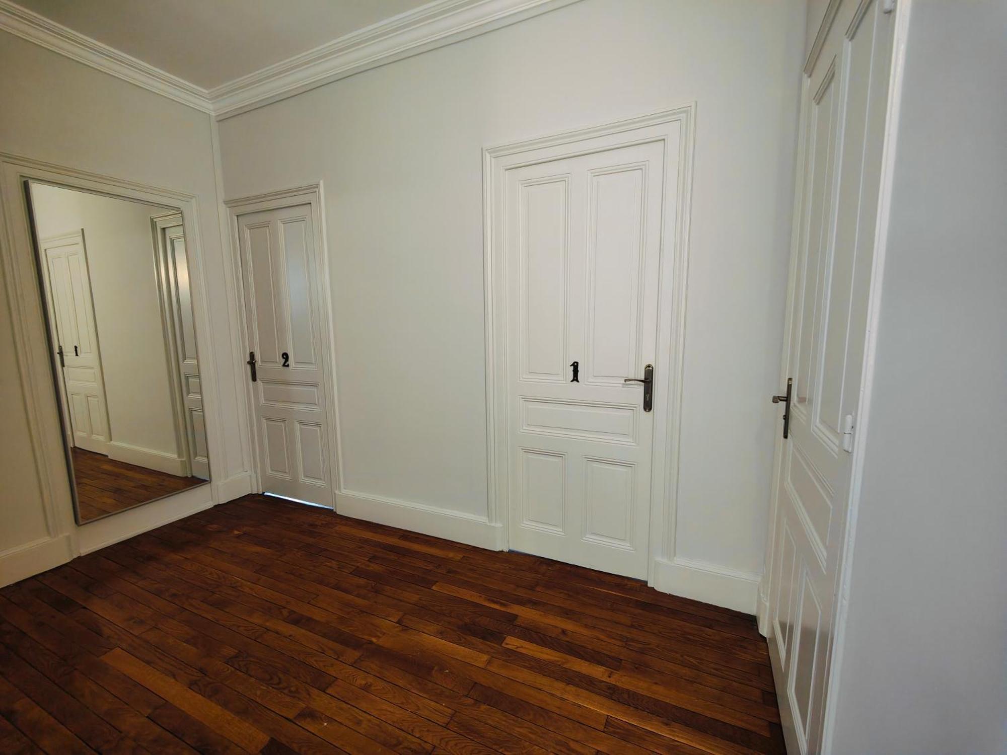 Self-Checkin Town House - Rooms To Rent In A Beautiful Modern Town House - Not A Hotel - Location De Chambres Avec Arrivee En Autonomie - Extra Fee For Sheets And Towels - Private Parking - Check Your Plateform Inbox And Follow Check-In Instructions Saint-Romain-en-Gal Luaran gambar