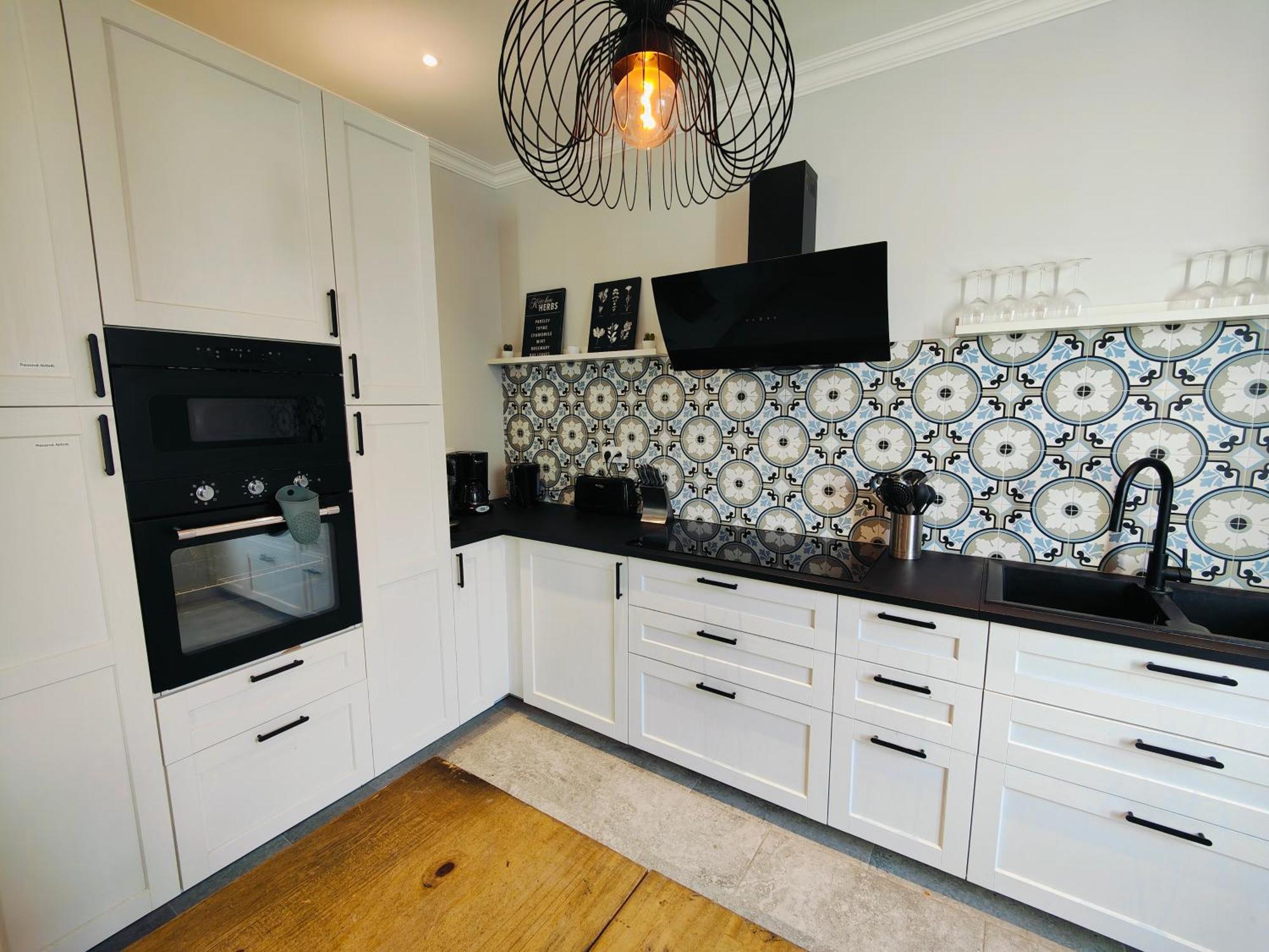 Self-Checkin Town House - Rooms To Rent In A Beautiful Modern Town House - Not A Hotel - Location De Chambres Avec Arrivee En Autonomie - Extra Fee For Sheets And Towels - Private Parking - Check Your Plateform Inbox And Follow Check-In Instructions Saint-Romain-en-Gal Luaran gambar